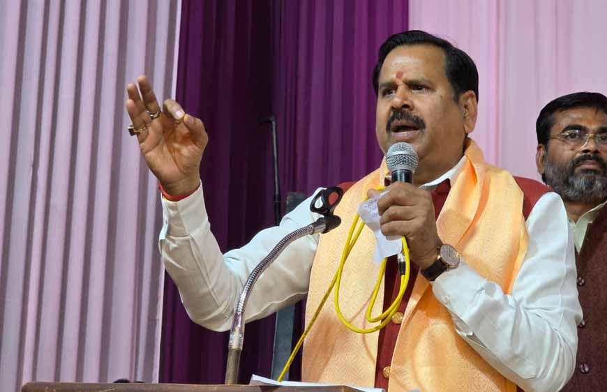 प्रधानमंत्री जी के नेतृत्व में समग्र भारत के चतुर्दिक विकास का बजट प्रस्तुत किया गया- डॉ. महेन्द्र सिंह