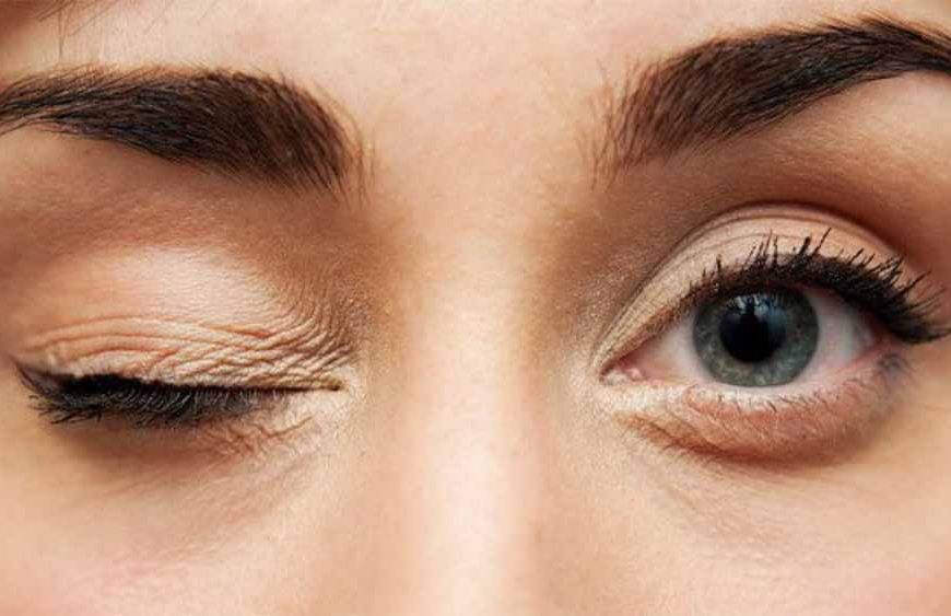 आंखों का फड़कना: शुभ संकेत या अशुभ चेतावनी?