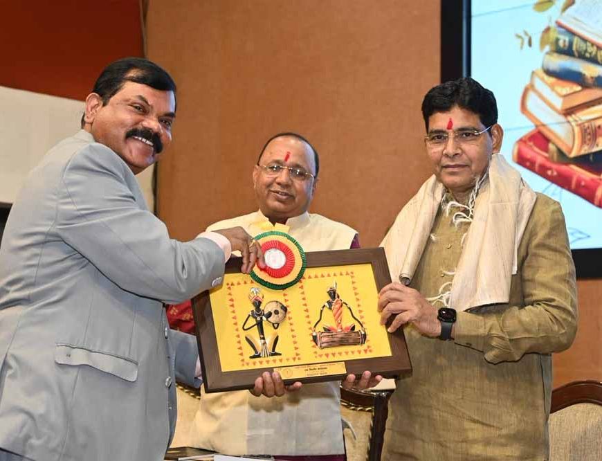 राष्ट्रीय शिक्षा नीति 2020 के माध्यम से शिक्षा को रोजगारोन्मुख, नवाचारपरक और वैश्विक स्तर पर प्रतिस्पर्धी बनाया जा रहा है-उच्च शिक्षा मंत्री श्री टंक राम वर्मा