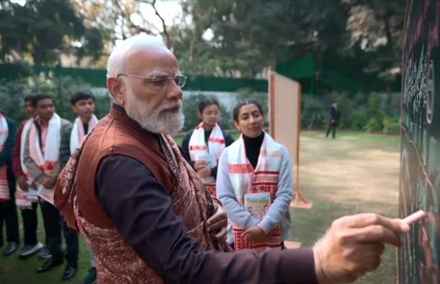 एक नेता ने कहा आप 75 के हो गए, पीएम मोदी ने कहा: "अभी तो 25 बाकी हैं"