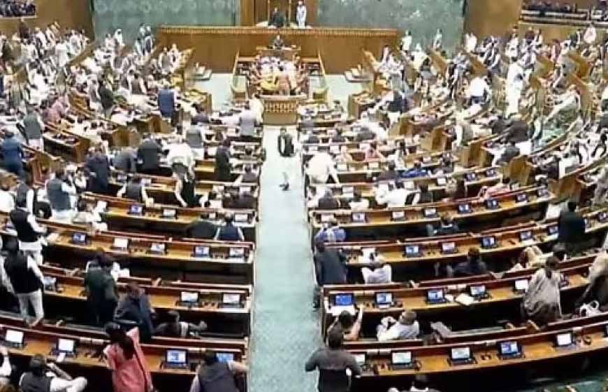 लोकसभा में जोरदार हंगामा, कार्यवाही नहीं चल सकी, 9 फरवरी तक स्थगित