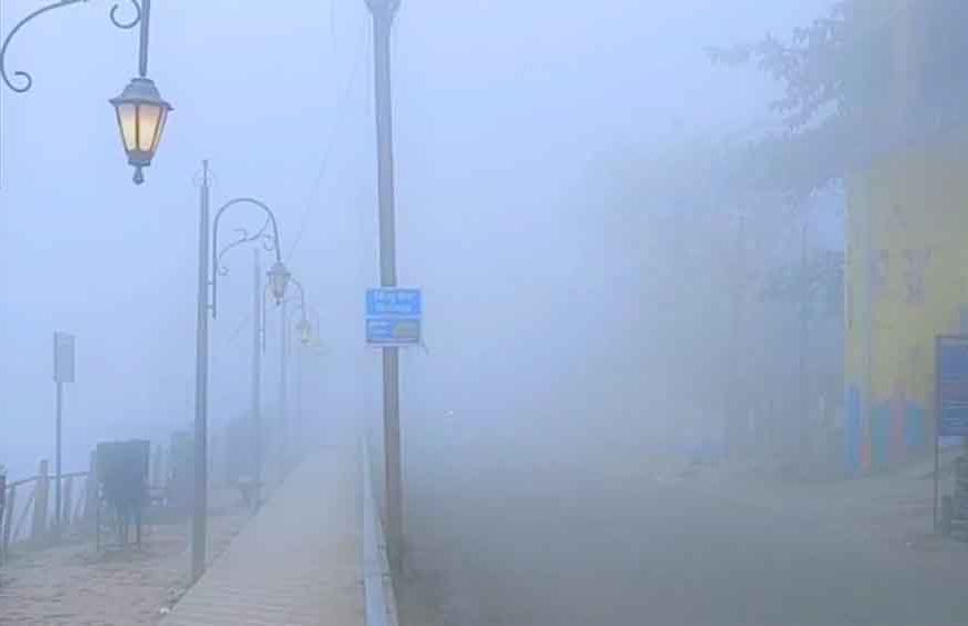 एमपी में मौसम का मिजाज बदलता रहा: कोहरा और ठंड ने बढ़ाई परेशानी, 48 घंटे में बारिश का अलर्ट
