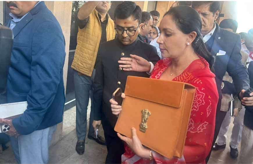 राजस्थान बजट 2026: युवाओं को 10 लाख का लोन, बीकानेर-जैसलमेर में नए सोलर पार्क, हर घर नल योजना