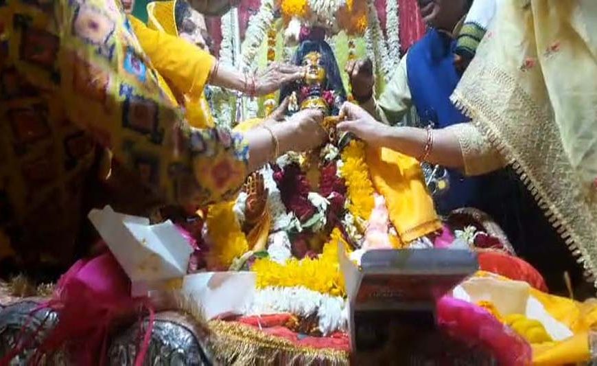 काशी में शुरू हुई शिव विवाह की रस्में: बाबा विश्वनाथ दूल्हा बनेंगे, हल्दी ने महका नगर
