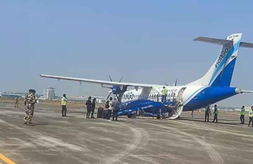 उड़ान से पहले ‘बम’ की धमकी, पायलट को मिली पर्ची से कोलकाता एयरपोर्ट पर अफरा-तफरी