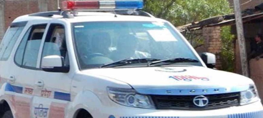 मासूम बच्चियों को डायल 112 के जवानों ने परिजनों से मिलाया