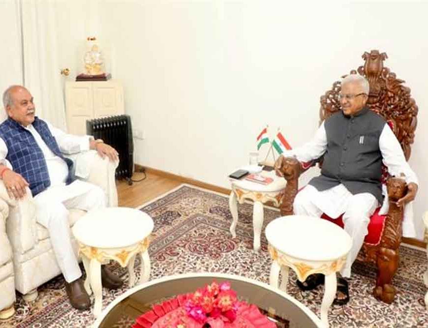राज्यपाल पटेल से मध्यप्रदेश विधानसभा अध्यक्ष तोमर ने की सौजन्य भेंट