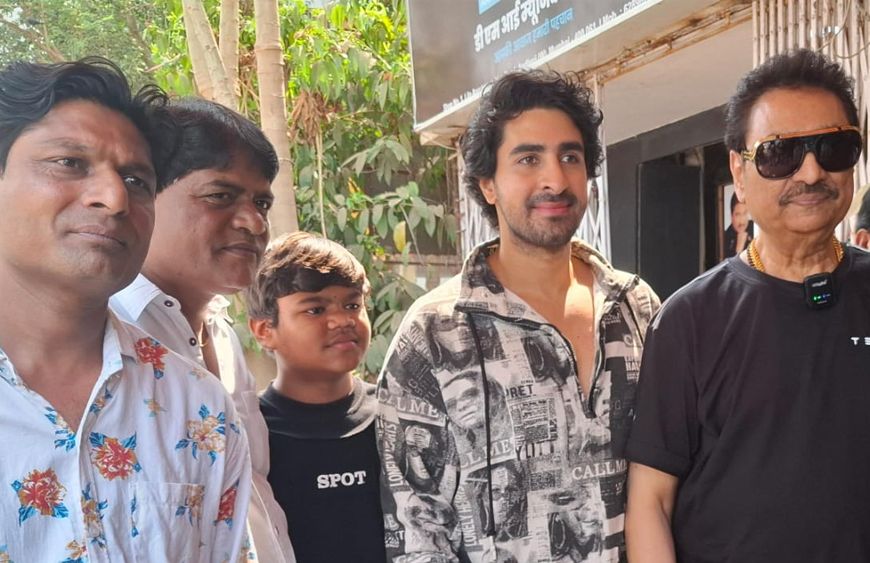 कुमार सानू ने हिंदी फिल्म "दीप दुर्गा" के लिए दिल को छू लेने वाला गाना रिकॉर्ड किया