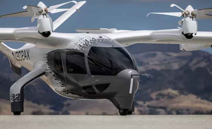 भारत में जल्द शुरू होगी एयर टैक्सी सेवा, AI समिट में पेश हुआ मॉडल; 8 मिनट में तय करेगी 36 KM