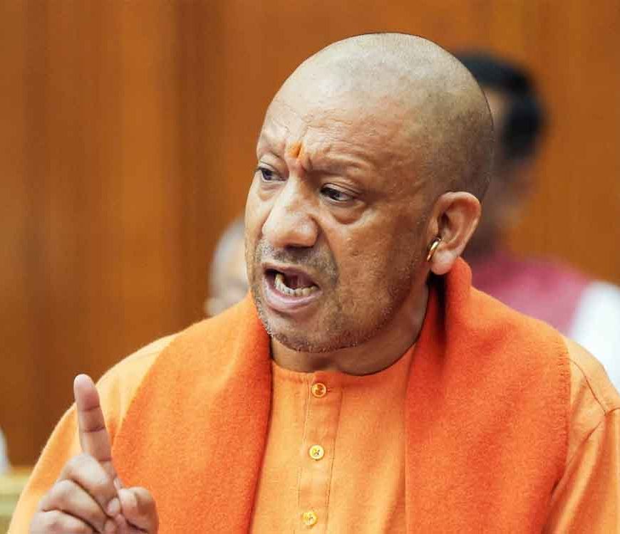 शिक्षामित्रों के लिए बड़ी सौगात: हर महीने ₹18,000, अनुदेशकों पर भी CM योगी का ऐलान