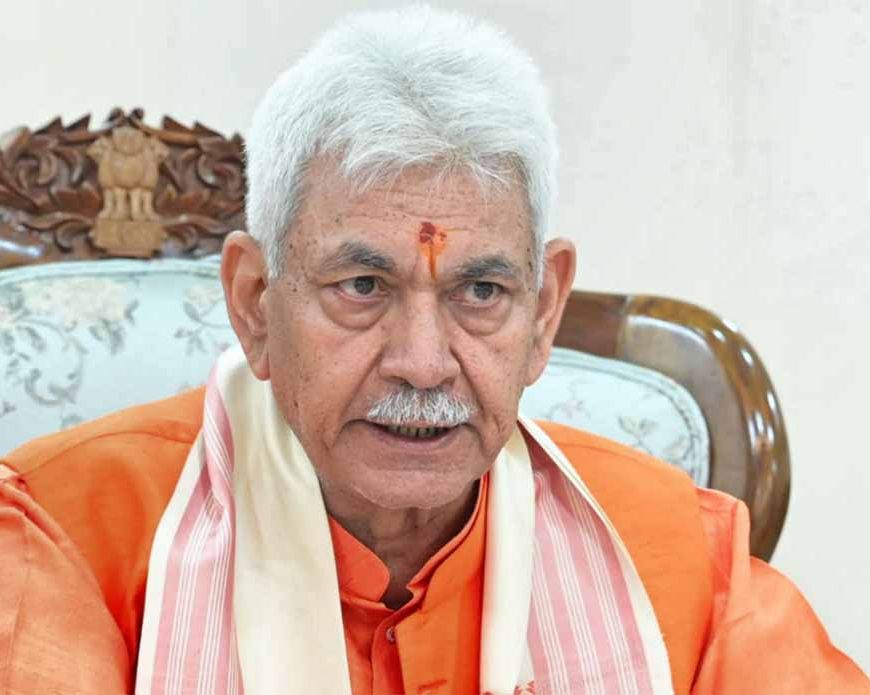 मनोज सिन्हा का कड़ा संदेश: देशद्रोह करने वालों को नहीं मिलेगी माफी, आतंकियों की सात पीढ़ियां भी याद रखेंगी