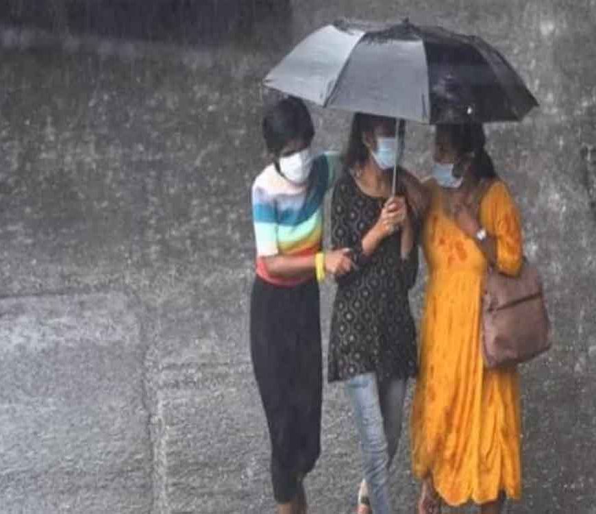 IMD Rain Alert: कई राज्यों में भारी बारिश का अलर्ट, अगले 3 दिन मौसम रहेगा खराब