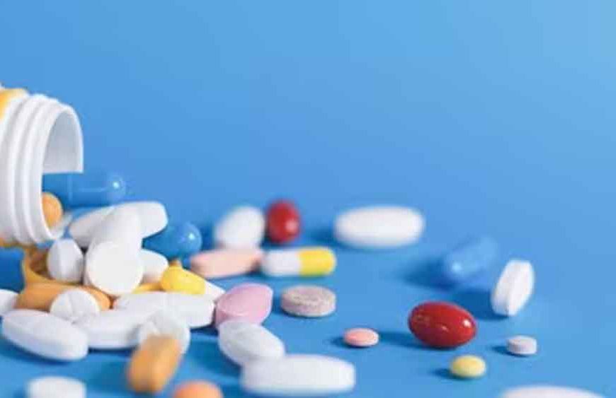 LIC का बड़ा दांव! इस दवा कंपनी में लगातार बढ़ा रही हिस्सेदारी, शेयर पर ब्रोकरेज बुलिश