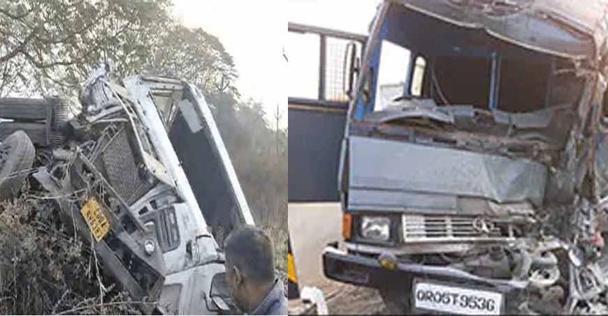 ओडिशा में ट्रेलर ने पुलिस की गाड़ी को मारी टक्कर, 5 जवानों की मौत और 3 की हालत नाजुक