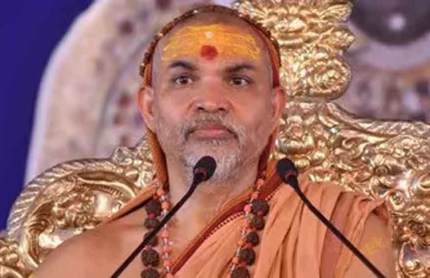 कोर्ट की रिमांड के साथ कार्रवाई, शंकराचार्य अविमुक्तेश्वानंद पर गंभीर आरोप में केस दर्ज