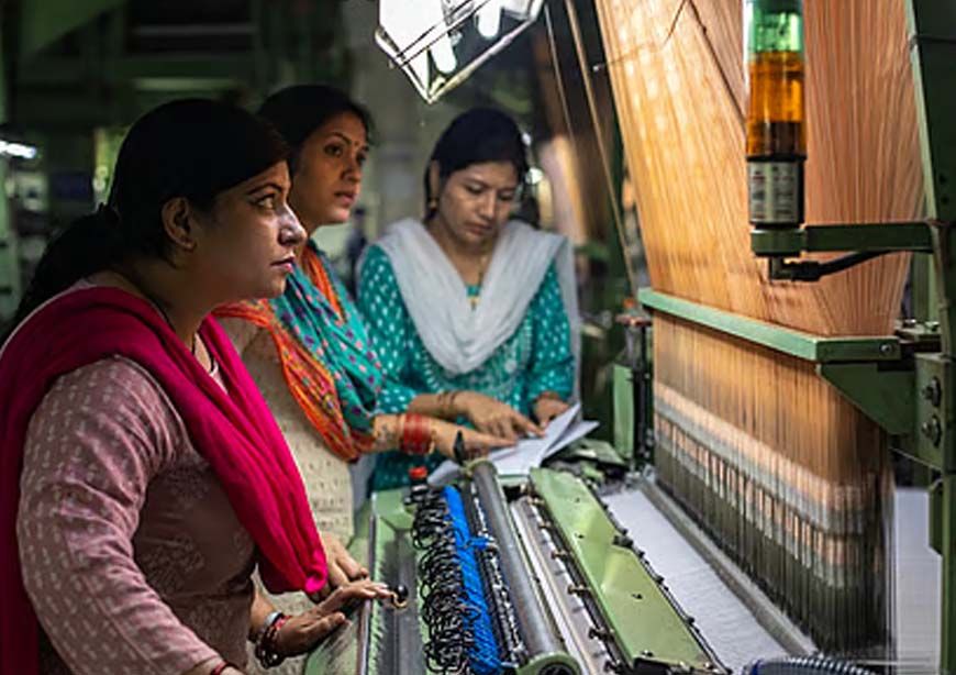 मजबूत होती आधी दुनिया: मध्य प्रदेश में सरकारी नौकरी में महिलाओं की हिस्सेदारी 3 साल में ढाई फीसदी बढ़ी