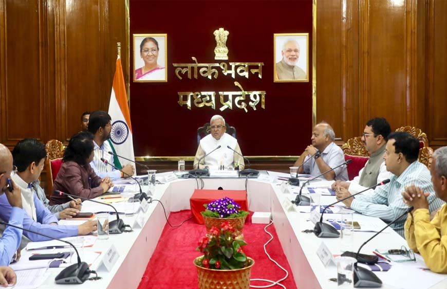 क्रियान्वयन में पारदर्शिता, तत्परता और संवेदनशीलता जरूरी : राज्यपाल  पटेल