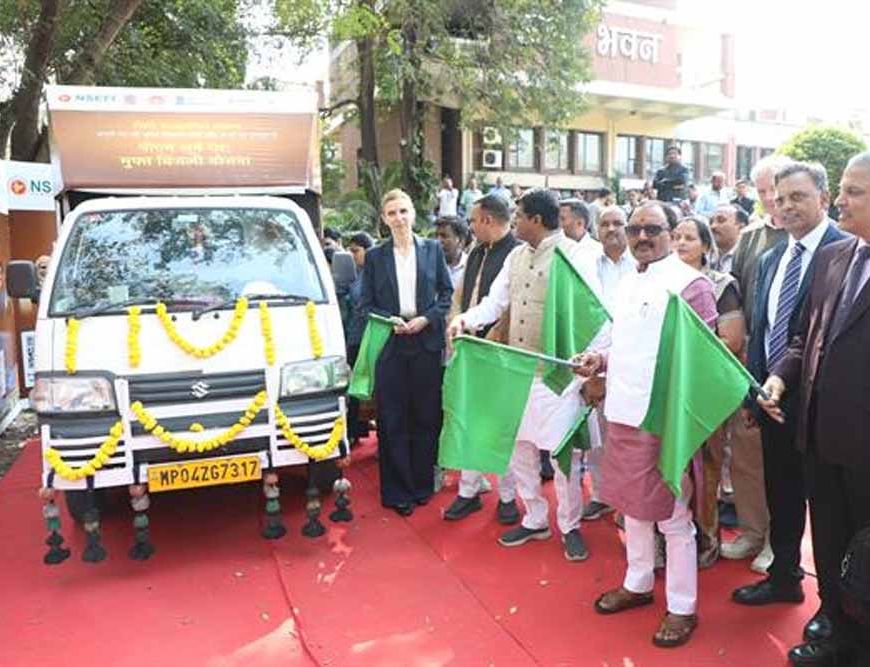 प्रधानमंत्री सूर्य घर – मुफ्त बिजली योजना का करें बेहतर क्रियान्वयन : मंत्री  शुक्ला
