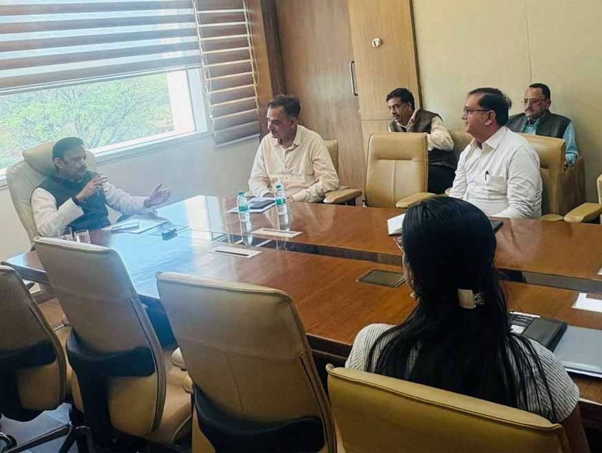 बीहर रिवर फ्रंट शेष कार्य को शीघ्र पूर्ण करें: उप मुख्यमंत्री  शुक्ल