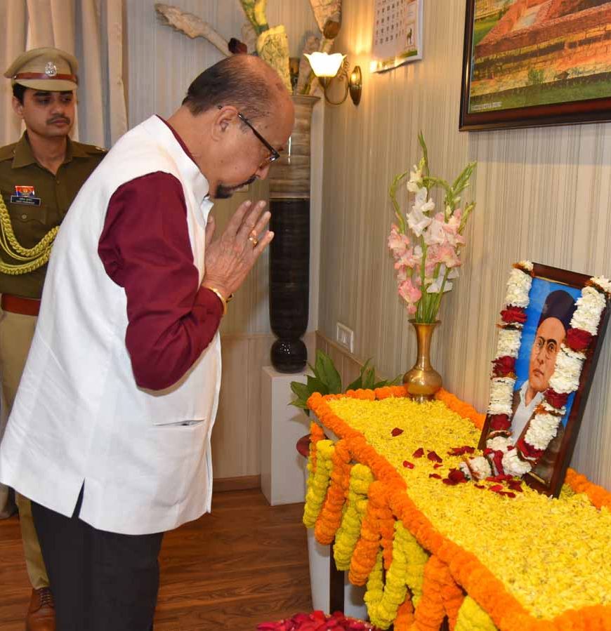 राज्यपाल  डेका ने वीर विनायक दामोदर सावरकर को श्रद्धांजलि दी
