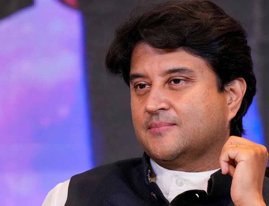 राइजिंग भारत समिट 2026: मोबाइल और टेक अब लग्जरी नहीं, बोले Jyotiraditya Scindia