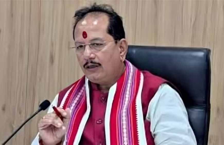 राजस्व प्रशासन में दलाल-मुंशी प्रथा खत्म करने की तैयारी, भू-माफिया पर सख्त कार्रवाई का ऐलान : विजय सिन्हा