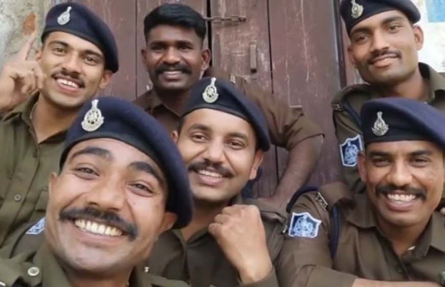 'शक्ल अच्छी नहीं तो क्या हुआ, सरकारी नौकरी तो है': 6 कॉन्स्टेबल ने बनाई रील, नोटिस जारी