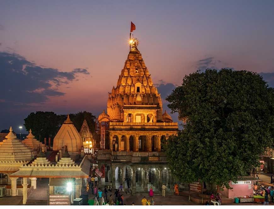 महाकाल धाम में इस साल नहीं खेल सकेंगे होली, हर्बल गुलाल होगा अर्पित, उल्लंघन पर होगी वैधानिक कार्रवाई