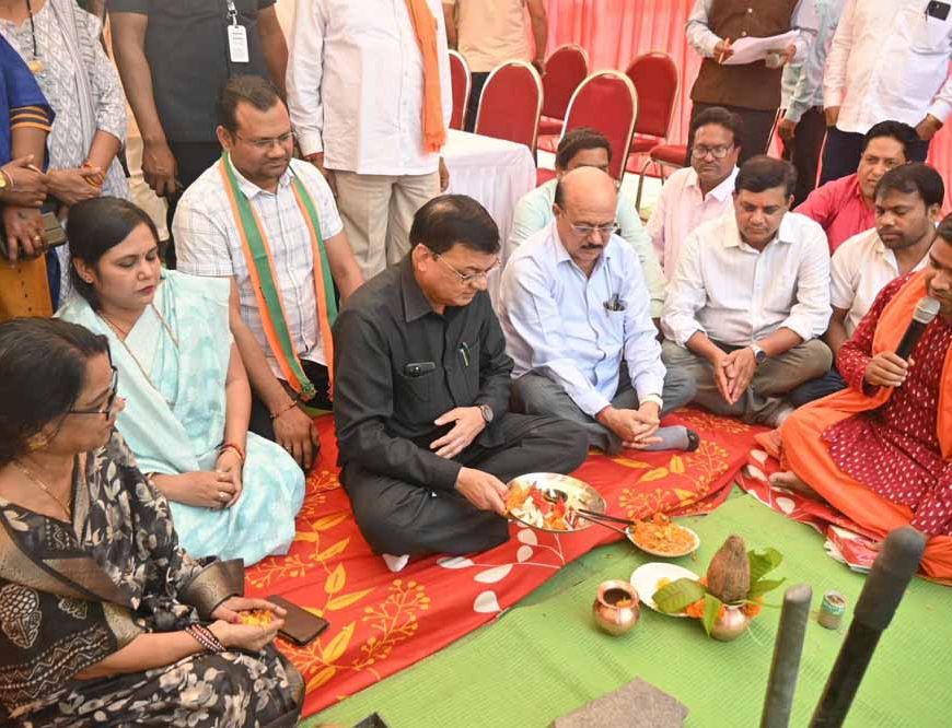 उद्योग मंत्री  लखन लाल देवांगन ने शिवाजीनगर और एमपी नगर कॉलोनी को दी 14.42 करोड़ के अंडरग्राउंड सीवरेज लाइन की सौगात