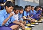 सरकारी स्कूलों में नहीं बंद होगा मिड-डे मील, बिहार में सभी जिलों को सख्त निर्देश