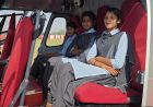 स्कूल में बेटियों ने किया टॉप, प्रिंसिपल ने अपनी जेब से कराई हेलिकॉप्टर सैर