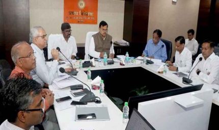 आरडीएसएस के कार्यों का समय पर उपभोक्ताओं को मिले लाभ : ऊर्जा मंत्री तोमर