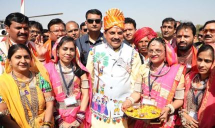 सीएम डॉ. मोहन यादव ने कैबिनेट के साथ भिलट देव के किए दर्शन, अब होगी कृषि कैबिनेट की बैठक