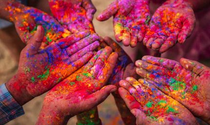 होली की सुबह का चमत्कारी उपाय: साल भर घर में बनी रहेगी सुख-समृद्धि