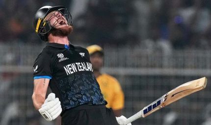 33 गेंदों में तूफानी शतक, 10 चौके-8 छक्के… फिन एलन का कहर, न्यूजीलैंड से हार के बाद छलका मार्करम का दर्द