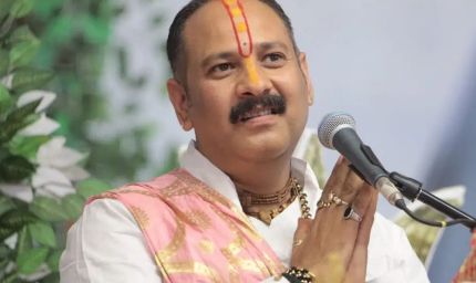 सीहोर में महादेव की होली, पंडित मिश्रा बोले—नबाव ने रोकी थी, हमने फिर शुरू की; अमेरिका-इजराइल और ईरान युद्ध पर कहा—अब शांति हो