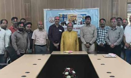 कुशाभाऊ ठाकरे पत्रकारिता विश्वविद्यालय में होली मिलन