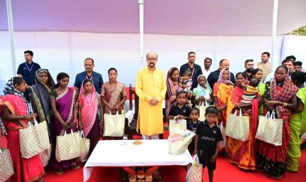 राज्यपाल रमेन डेका ने बैगा-बिरहोर आदिवासियों की संस्कृति को सहेजने की दी सीख