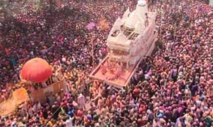 रंगपंचमी पर इंदौर की गेर देखने के लिए छतें होंगी बुक, टिकट से मिलेगा रंगों का शानदार नजारा