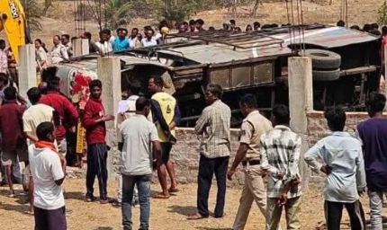 छत्तीसगढ़ के जशपुर में दर्दनाक हादसा: मकान में घुसी बस, 5 यात्रियों की मौत