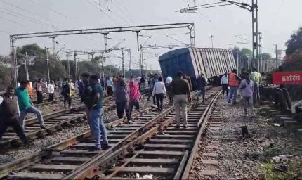 MP में बड़ा रेल हादसा: मालगाड़ी के 5 डिब्बे पटरी से उतरे, बिलासपुर-कटनी सेक्शन पर रेल यातायात प्रभावित
