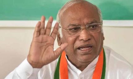 LPG सिलेंडर महंगा होने पर कांग्रेस का हमला, खड़गे बोले— तेल-गैस उपलब्ध कराने में सरकार लाचार