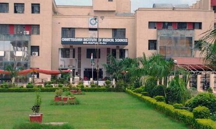 होली के बाद सिम्स अस्पताल में मरीजों की भीड़, दो दिन में 465 लोग पहुंचे इलाज के लिए