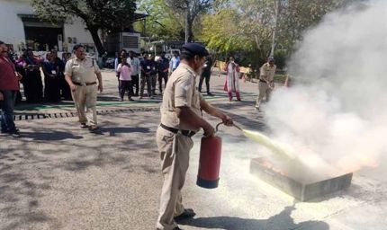 पुलिस मुख्यालय में अग्नि सुरक्षा जागरूकता एवं मॉक ड्रिल आयोजित