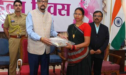 नारी शक्ति इस देश के विकास की धुरी, अंतिम पंक्ति की महिलाओं तक विकास पहुंचाने के लिए हम कृत संकल्पित‘