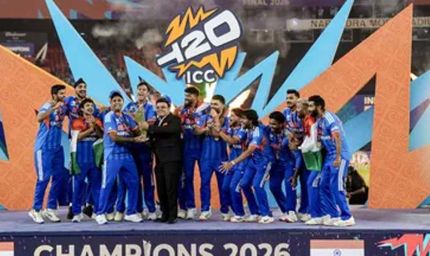 विश्व विजेता टीम इंडिया पर पैसों की बारिश, BCCI ने 131 करोड़ रुपये के इनाम का किया ऐलान