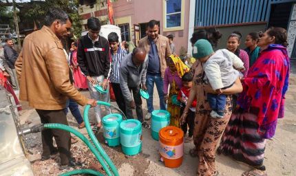 नई पाइपलाइन बिछी, फिर भी प्यासा भागीरथपुरा: जल संकट से जूझ रहे लोग