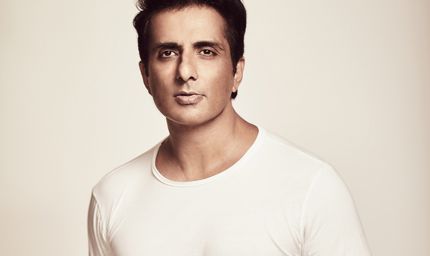 सड़क पर चलने वालों की जिंदगी आपके हाथ में, युवा पीढ़ी को सोनू सूद की नसीहत