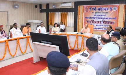 चैत्र नवरात्रि को लेकर सभी तैयारी समय से पूर्ण करें: मुख्यमंत्री