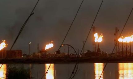 Iran War: समंदर का सिकंदर बनकर उभरा ईरान, इराक से सऊदी तक धमाकों से मचा हड़कंप, बहरीन में अमेरिकी सैन्य अड्डे पर हमला